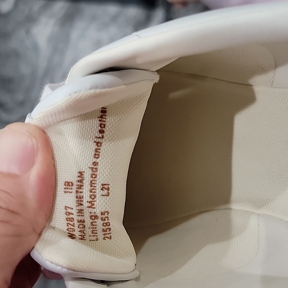 NWT Women's Size 11 Cole Haan tennis shoe - Picture 10 of 10